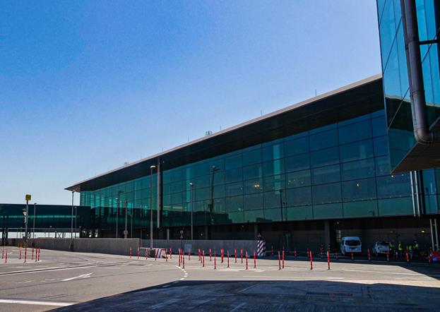 Hamad International Airport – Qatar Airways Technical Paint Hangar